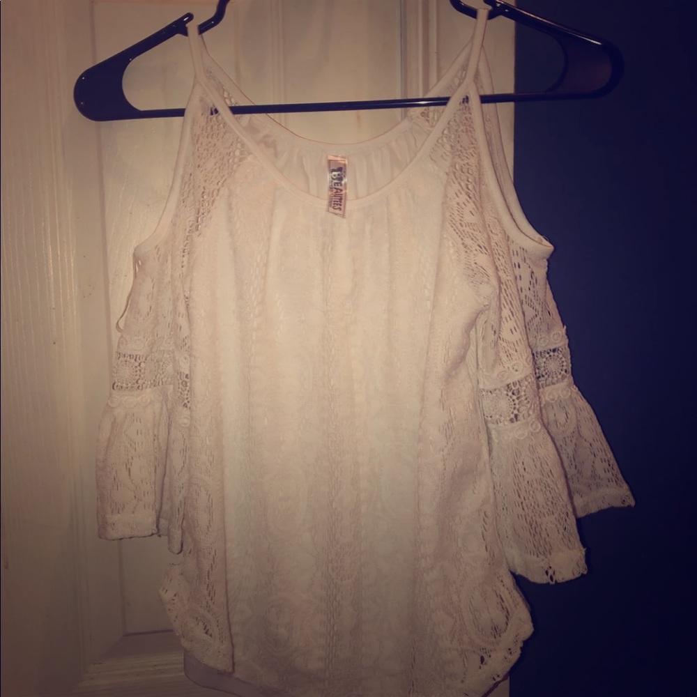 Top white lace off shoulder